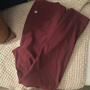 Maroon Size 10 Lululemon leggings 25’
